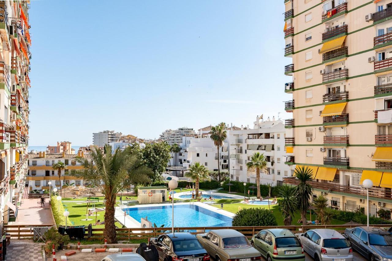 Malagasuite Mediterranean Coast Benalmadena Bagian luar foto